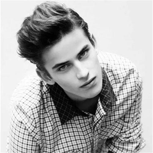 运动自拍视频男士欧美